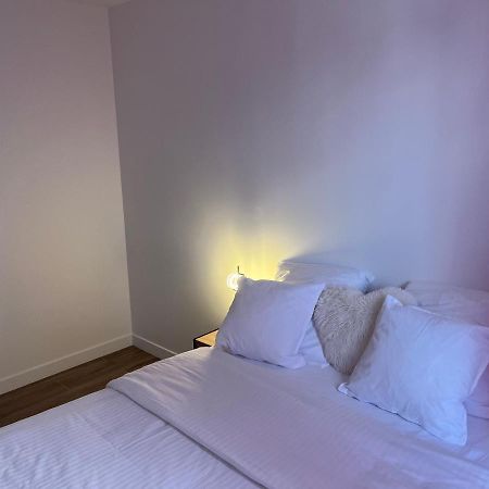 Appartement Spacieux Clichy-sous-Bois Eksteriør bilde