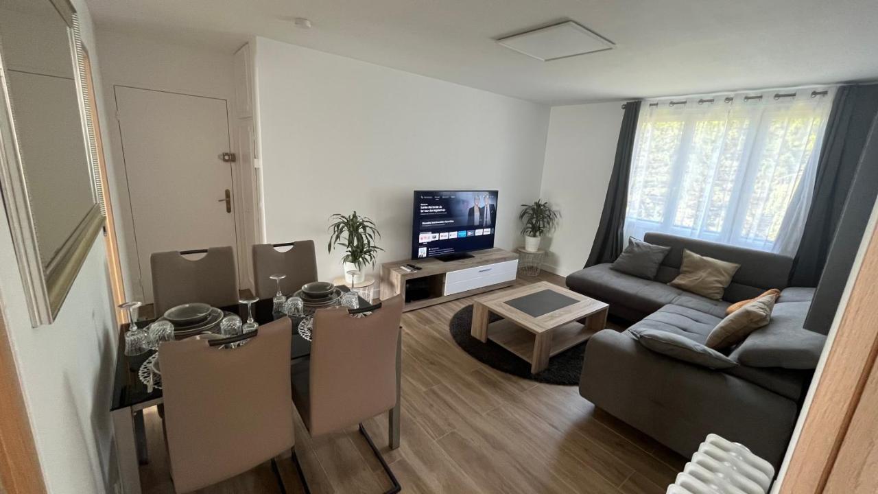 Appartement Spacieux Clichy-sous-Bois Eksteriør bilde