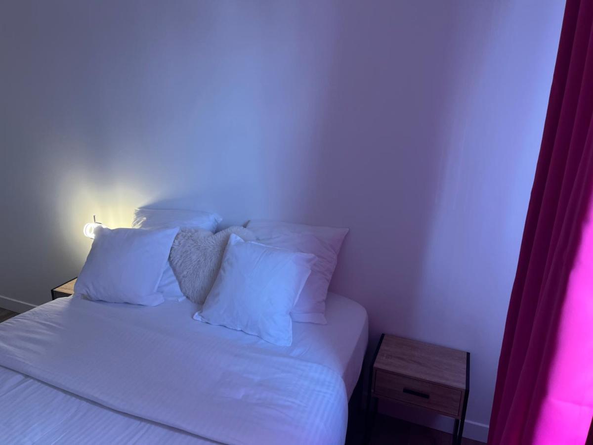 Appartement Spacieux Clichy-sous-Bois Eksteriør bilde